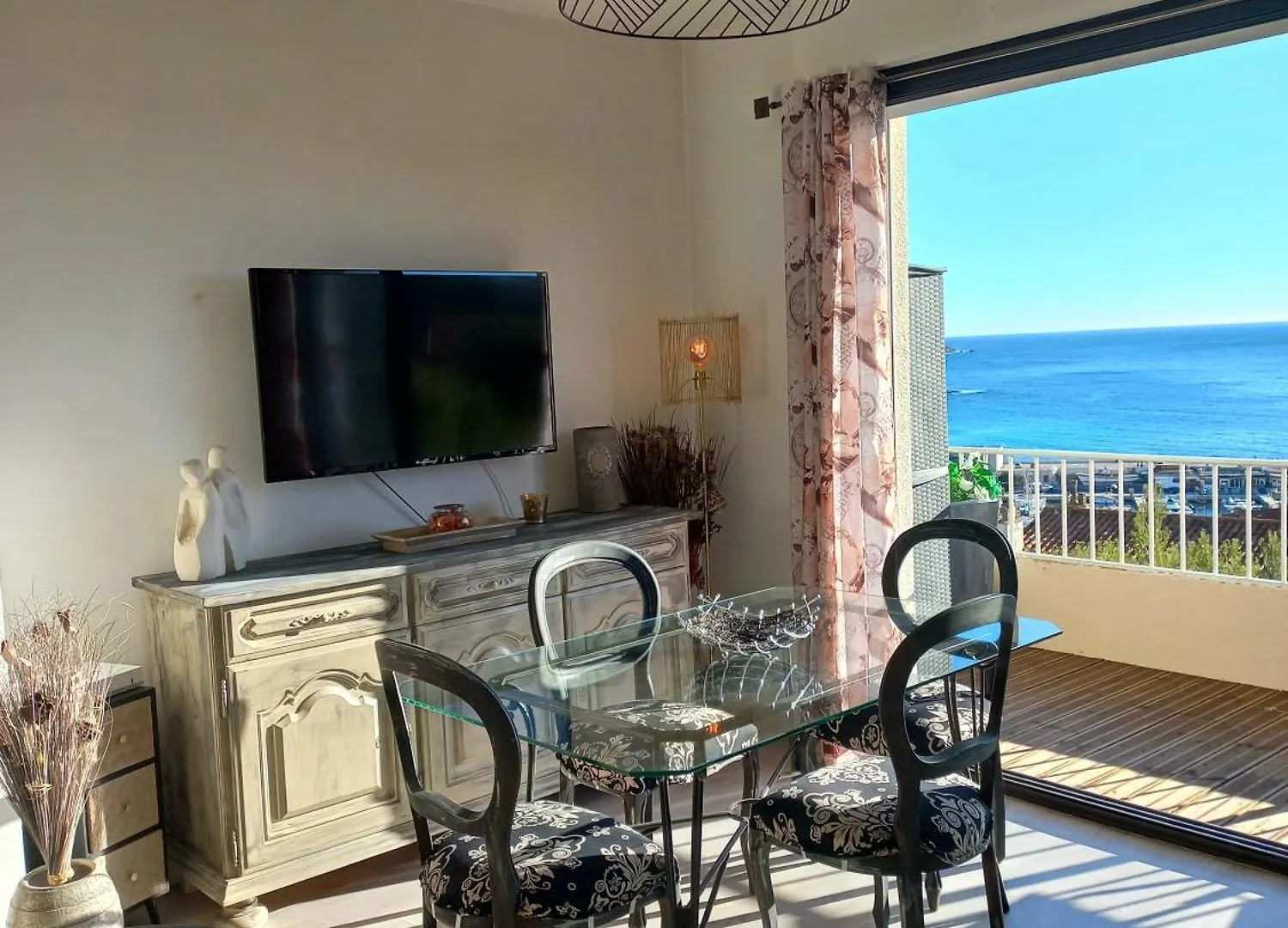 Le Cosy Appartement A Cassis Avec Vue Exceptionnelle Sur Mer Apartment